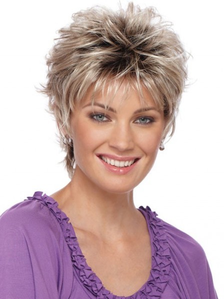 Cropped Layered Wavy Capless Wig